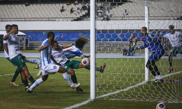 Esportes Paysandu vence Paragominas por 2 a 0 e está na final do Paraense; Papão fez o resultado necessário após perder na ida por 3 a 2