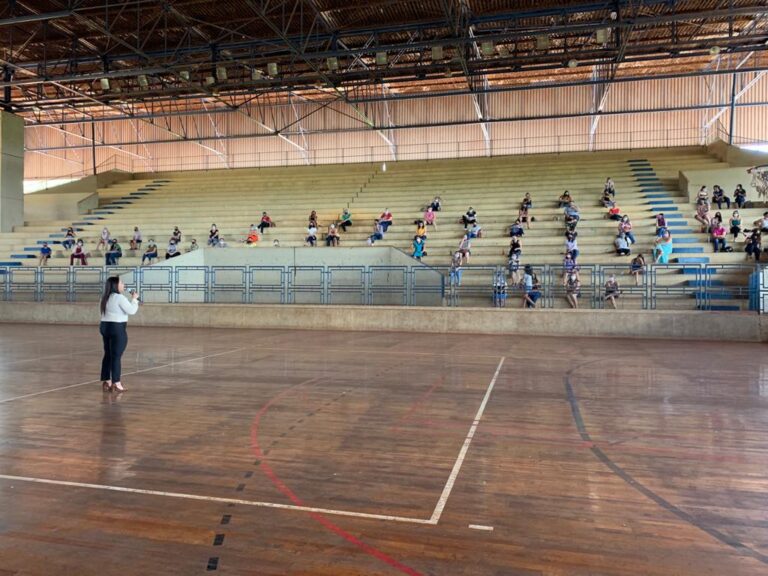 Aprovados em Processo Seletivo da Educação, em Ituiutaba, são convocados para preenchimento de 164 vagas temporárias