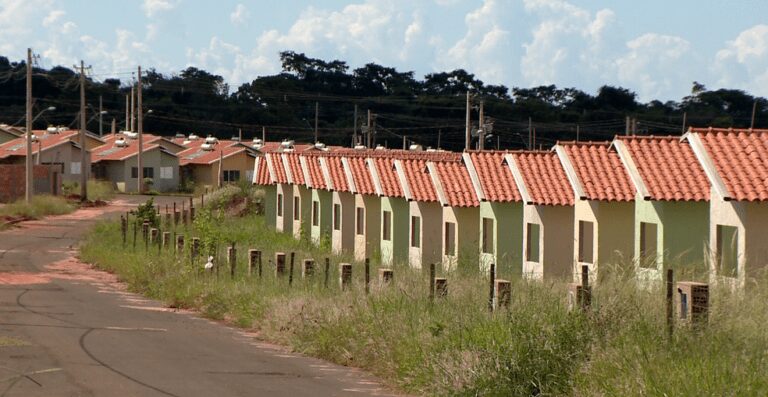 Caixa envia convite para empresas interessadas em retomar a obra nos Nova Ituiutaba 2 e 4