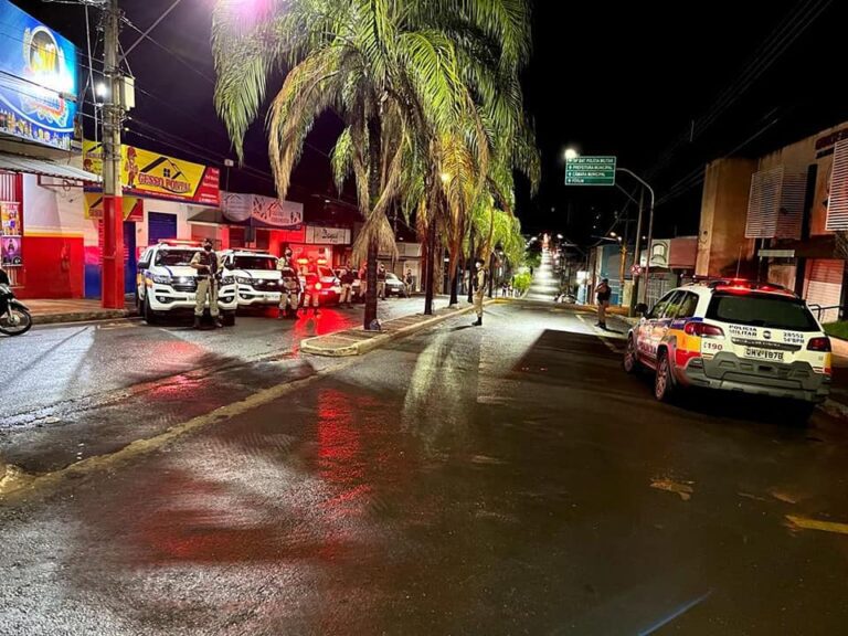Ômicron causa mais de 4 mil cancelamentos de voos nesse domingo