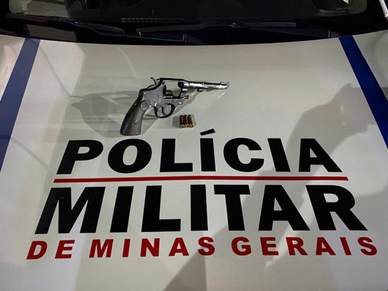 Homem é preso pela PM na Exposanta 2022 com arma de fogo