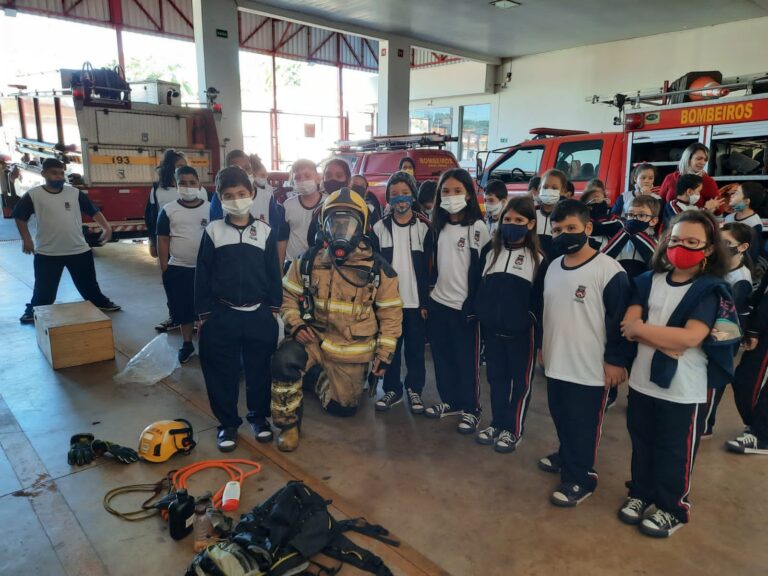 Ituiutaba: CBMMG recebe visita de alunos da rede municipal de ensino