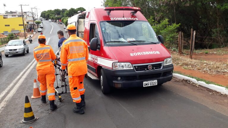 Idoso é socorrido em Ituiutaba pelo CBMMG após cair de bicicleta
