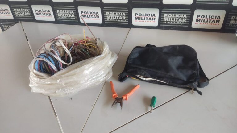 Ladrão é preso com fios furtados no Centro de Ituiutaba
