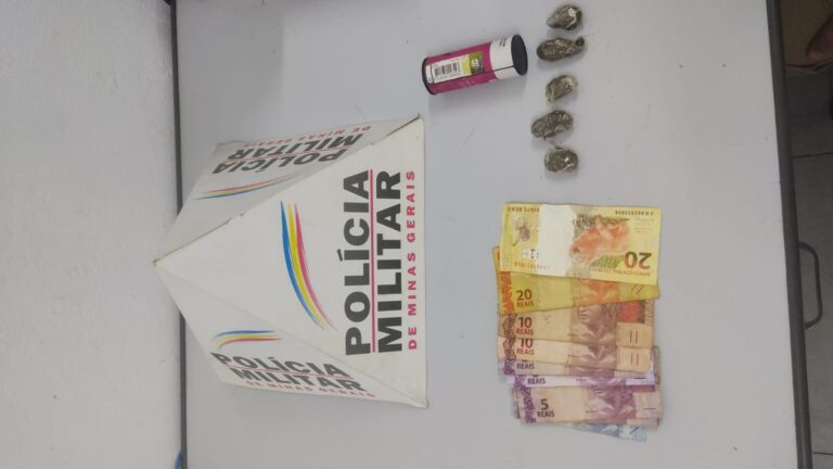 PMMG prende traficante e apreende usuário de drogas, em Ituiutaba