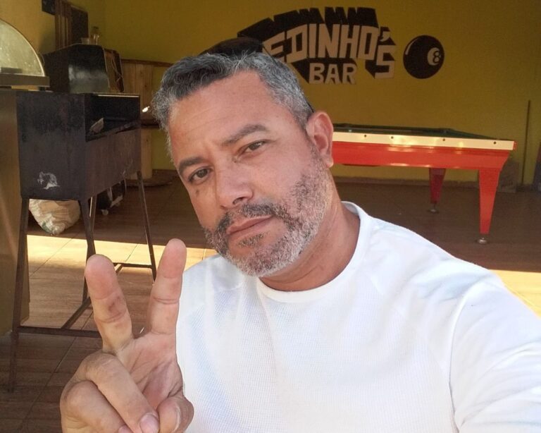 Ituiutabano morre após bater carro na traseira de caminhão, na BR-365