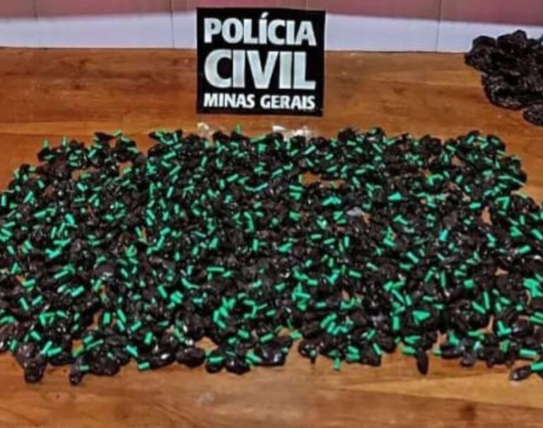 PCMG prende trio em Monte Alegre de Minas e apreende 837 papelotes de cocaína