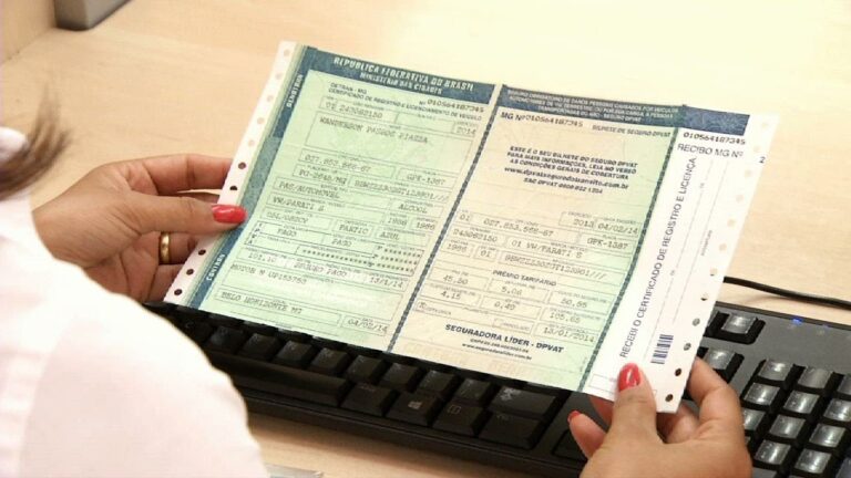 Governo de Minas alerta para início da exigência do CRLV 2023 para veículos com placas de final 4, 5 e 6