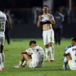 Santos é rebaixado para a Série B do Brasileiro