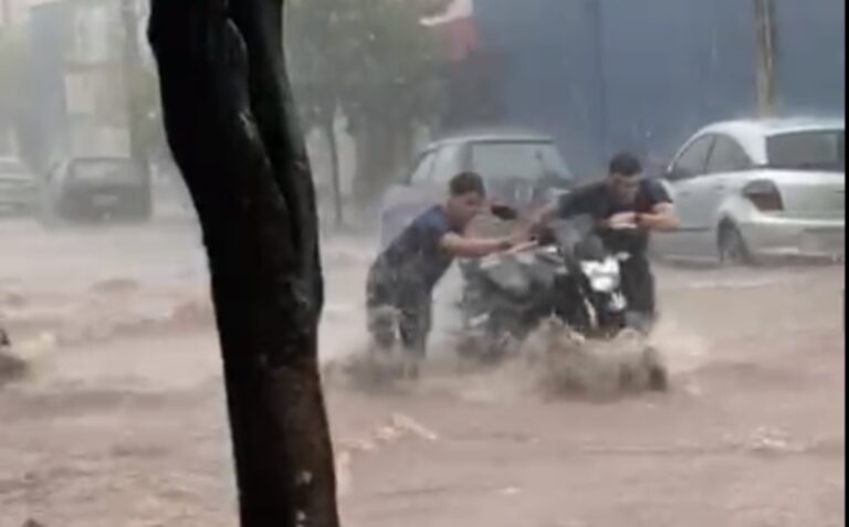 VÍDEO: Fortes chuvas também causam transtornos em Ipiaçu nesta quinta (21)