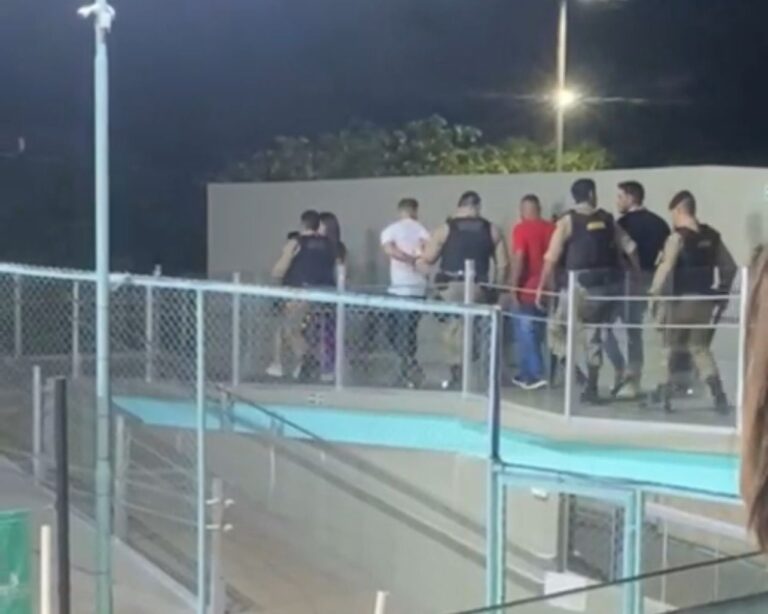 PM de Ituiutaba prende indivíduo com extensa fica criminal em show de pagode