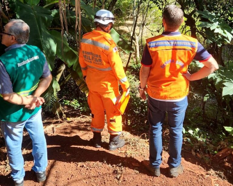 CBMMG e Defesa Civil de Ituiutaba mapearam as margens do córrego do Carmo com risco de alagamento