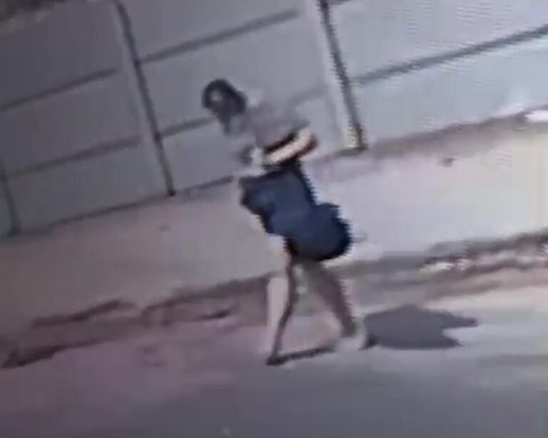 Bebê recém-nascido é encontrado dentro de sacola em lote vago em Ituiutaba
