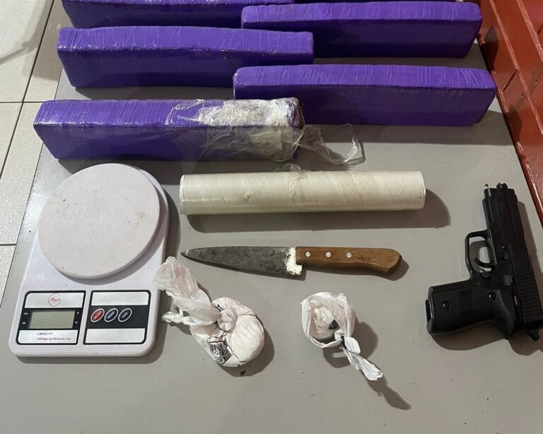 Diligência por furto leva à apreensão de 10kg de maconha e prisão de jovem em Ituiutaba