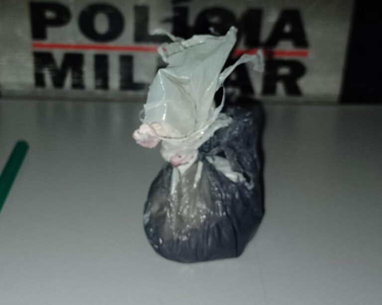 Polícia Militar apreende menor com cocaína em Santa Vitória