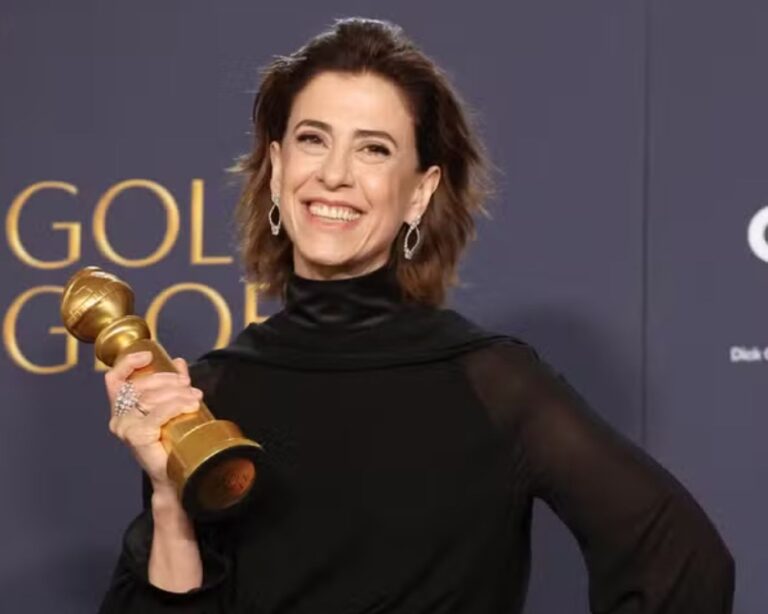 Fernanda Torres conquista Globo de Ouro e faz história para o Brasil