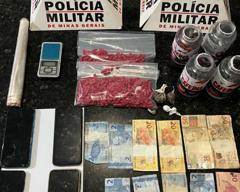 Polícia Militar desarticula ponto de tráfico e prende quatro pessoas no Prata