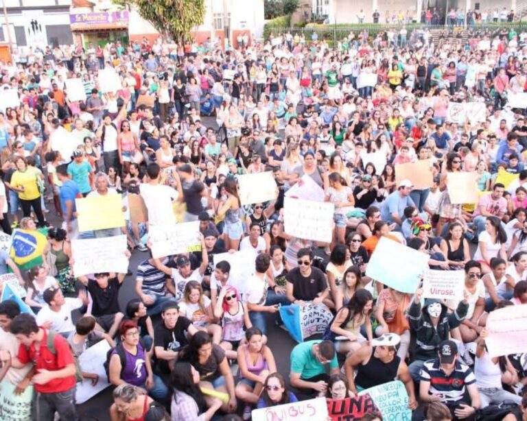 Movimento Popular de Ituiutaba retoma atividades e convoca ato de protesto na próxima terça-feira (25/02)