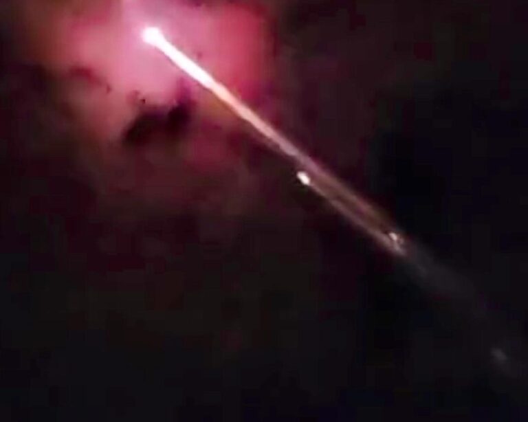 Luz misteriosa cruza o céu de Minas Gerais e deixa moradores curiosos em diversos municípios