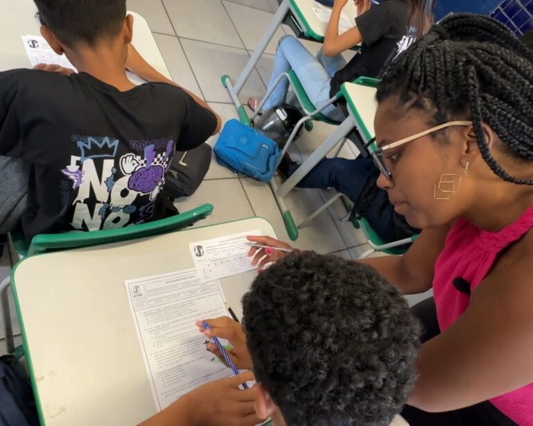 Governo de Minas sanciona reajuste salarial de 5,26% para os profissionais da educação básica