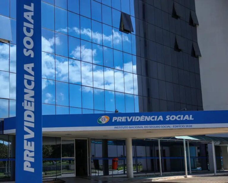 Justiça bloqueia R$ 23,8 milhões de investigados por fraudes contra aposentados