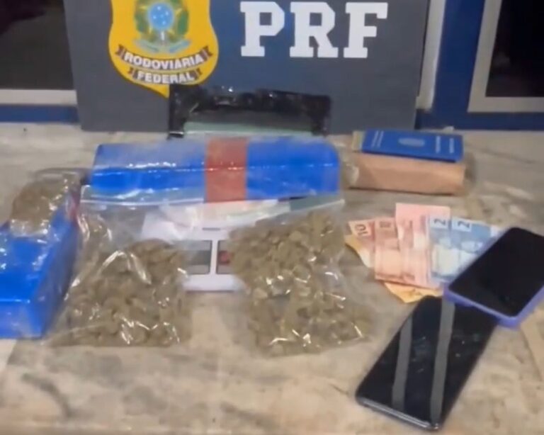 Casal é preso em flagrante e 2 kg de maconha são apreendidos pela PRF em Uberlândia (MG)