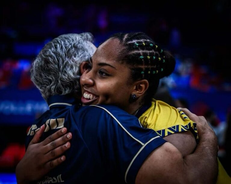 Brasil enfrenta França pela primeira vez na Liga das Nações de Vôlei Feminino