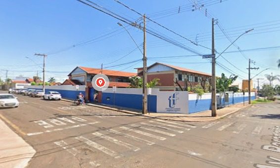 Comunidade escolar da E. E. Cel. Tonico Franco em Ituiutaba rejeita implantação do modelo cívico-militar