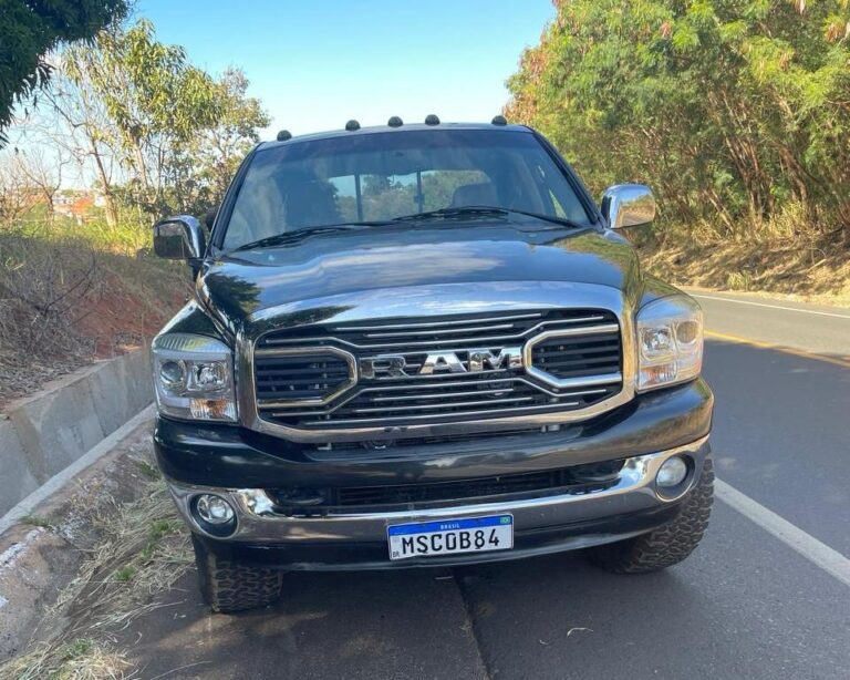 Caminhonete roubada em Fortaleza é recuperada durante operação na MGC-455, em Uberlândia