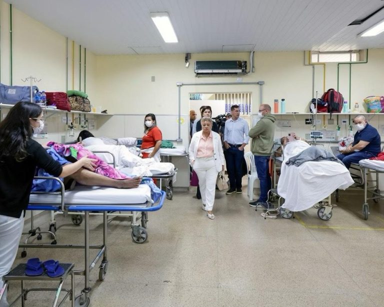 Nova lei em Minas Gerais garante acompanhante para mulheres sedadas em procedimentos de saúde