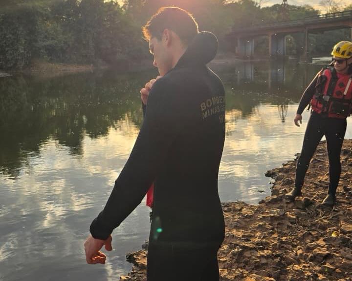 CBMMG retomam buscas por menina de 6 anos desaparecida no Rio Tijuco, em Ituiutaba