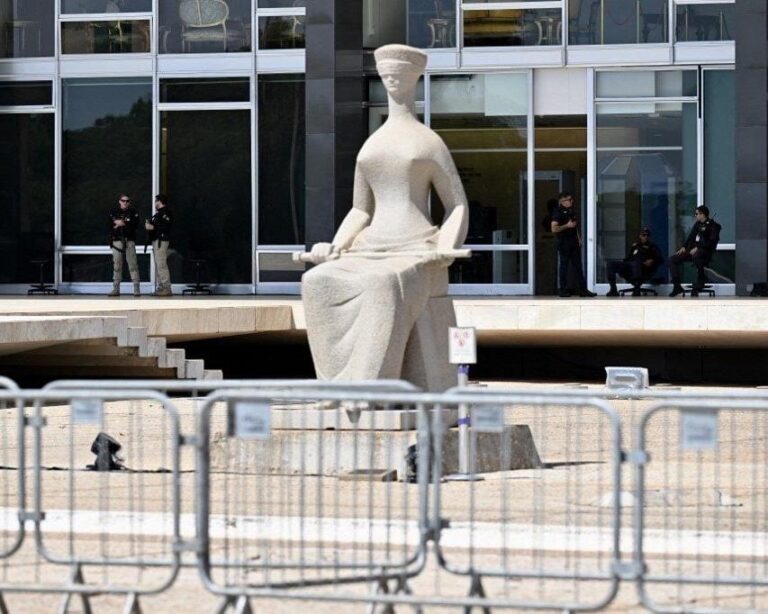 STF barra juízes e assume poder exclusivo sobre buscas no Congresso contra parlamentares