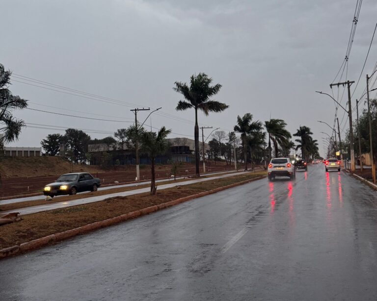 Primavera chega a Ituiutaba com chuvas, ventos fortes e queda de energia em grande parte da cidade