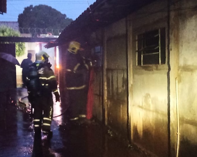Incêndio é registrado no Bairro Santa Maria em Ituiutaba