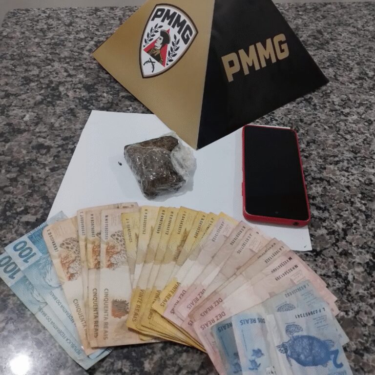 PM de Monte Alegre de Minas prende jovem de 18 anos suspeita de tráfico de drogas