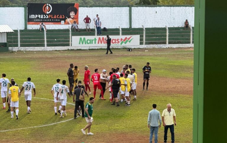 FMF interdita estádio do Paracatu após confusão e invasão em jogo contra o Boa Esporte