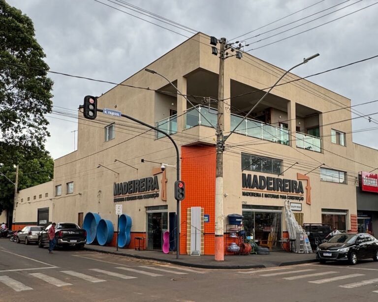 Madeireira 7 lança Novembro Black com preços mais baixos do ano em Ituiutaba