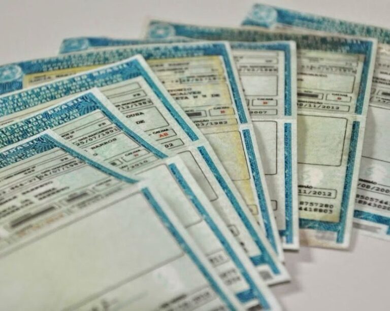 Contran acaba com obrigatoriedade de aulas em autoescolas para tirar CNH