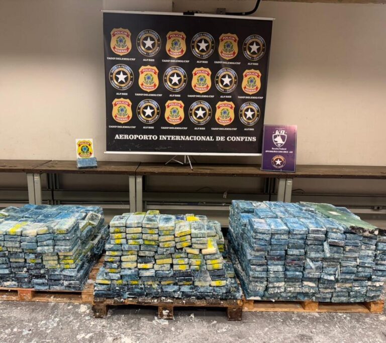 PF e RFB realizam operação conjunta com apreensão de 1,2 tonelada de Cocaína no Aeroporto de Confins, em Belo Horizonte