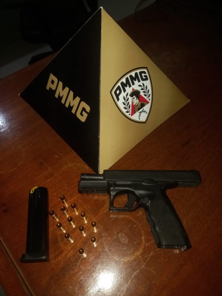 Polícia Militar prende homem por ameaça e porte ilegal de arma de uso restrito em Monte Alegre de Minas