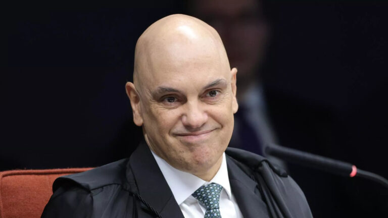 Inquérito aberto por Moraes reacende debate sobre limites do STF e atuação de ofício