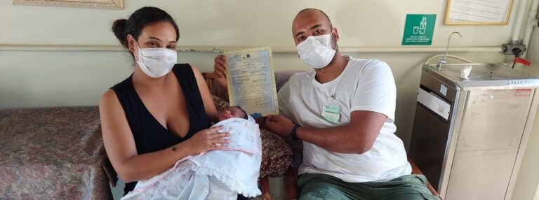 Serviço de certidão de nascimento gratuita possibilita a cidadania ainda no hospital