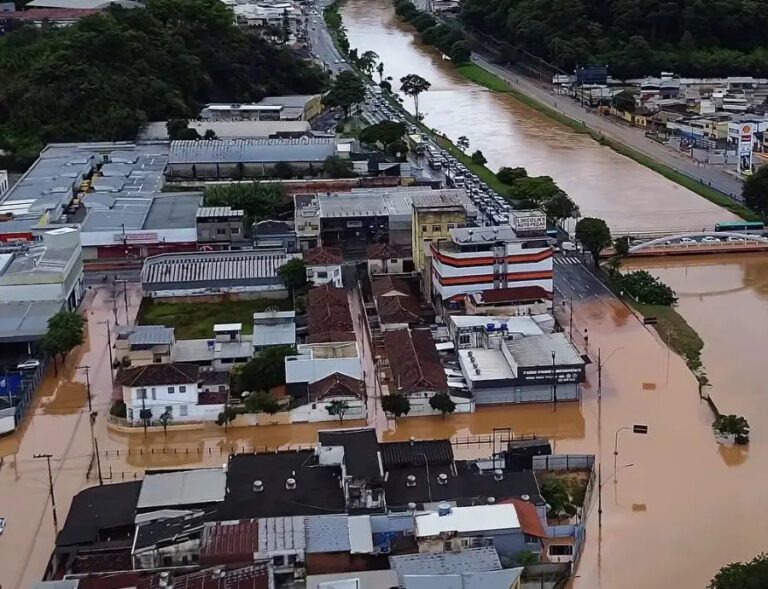 Sobe para 36 o total de vítimas após temporais em Juiz de Fora (MG) e Ubá (MG)
