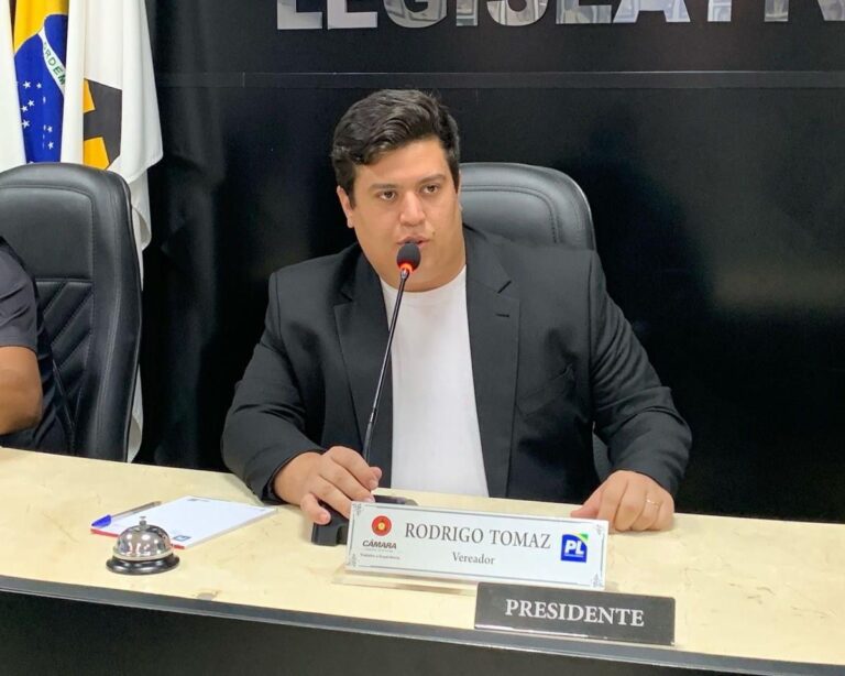 Vereador Rodrigo Tomaz apresenta requerimento solicitando abertura de CPI na Câmara de Ituiutaba contra Cemig