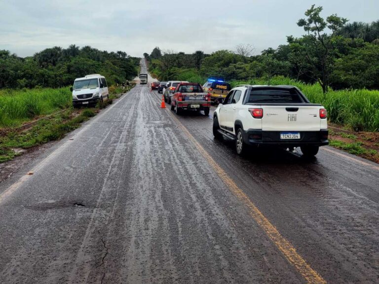Alagamento interdita trecho da MGC-154 entre Ituiutaba e Capinópolis