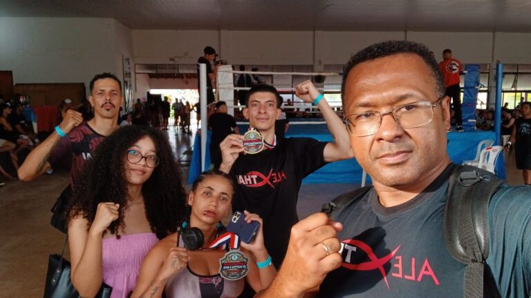 Atletas de Ituiutaba conquistam títulos no Campeonato Mineiro de Muay Thai e Boxe