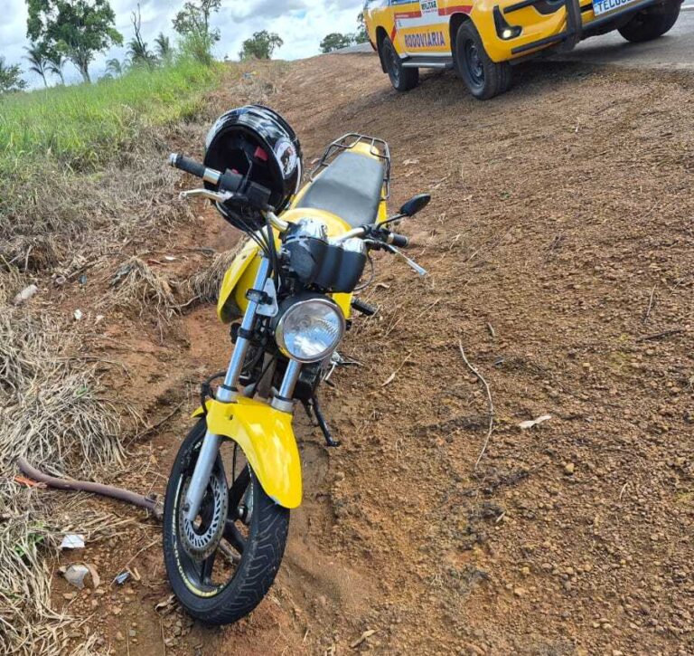 Motociclista fica gravemente ferido após colisão com picape na MGC-462, em Perdizes (MG)