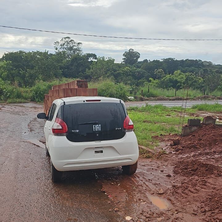 PM prende suspeito de roubo e recupera veículo em Ituiutaba
