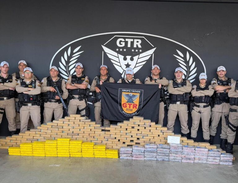 PMRv apreende 322 kg de cocaína escondidos em caminhão na MGC-497 em Iturama (MG)