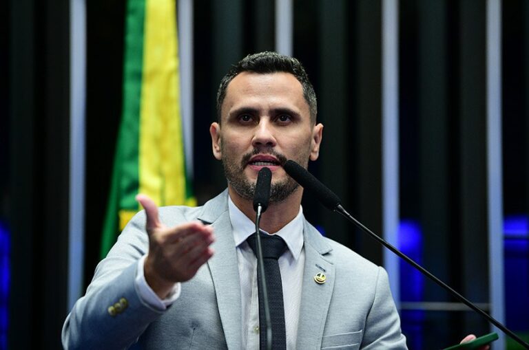 Republicanos confirma candidatura de Cleitinho ao governo de Minas Gerais